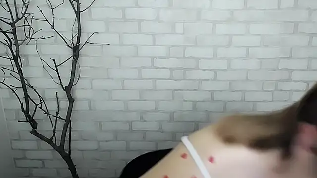 Snapshot of Sweet_Doll_Luna chatting on 8, 12, 2024 Sweet Doll Luna online show from 8, 12, 2024