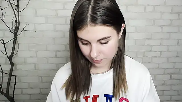 Snapshot of Sweet_Doll_Luna chatting on 10, 12, 2024 Sweet Doll Luna online show from 10, 12, 2024