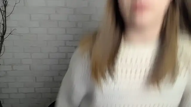 Snapshot of Sweet_Doll_Luna chatting on 29, 12, 2024 Sweet Doll Luna online show from 29, 12, 2024