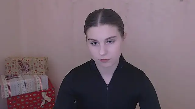 Snapshot of Sweet_Doll_Luna chatting on 7, 1, 2025 Sweet Doll Luna online show from 7, 1, 2025