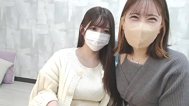 Snapshot of LOVE_MOMO_LOVE chatting on 25, 1, 2025 LOVE MOMO LOVE online show from 25, 1, 2025