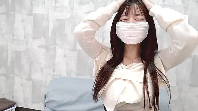 Snapshot of LOVE_MOMO_LOVE chatting on 21, 9, 2025 LOVE MOMO LOVE online show from 21, 9, 2025