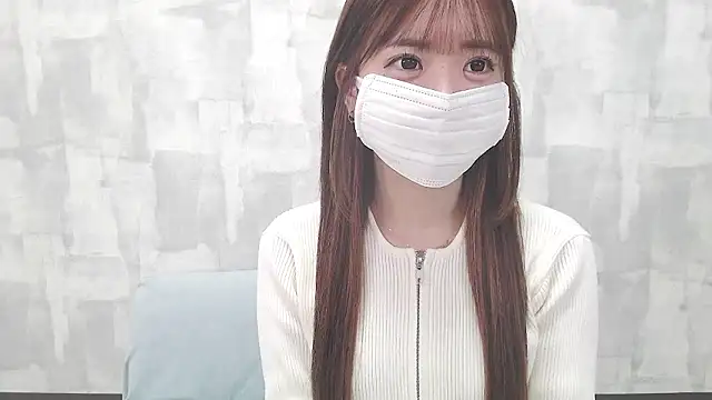 Snapshot of LOVE_MOMO_LOVE chatting on 13, 11, 2025 LOVE MOMO LOVE online show from 13, 11, 2025