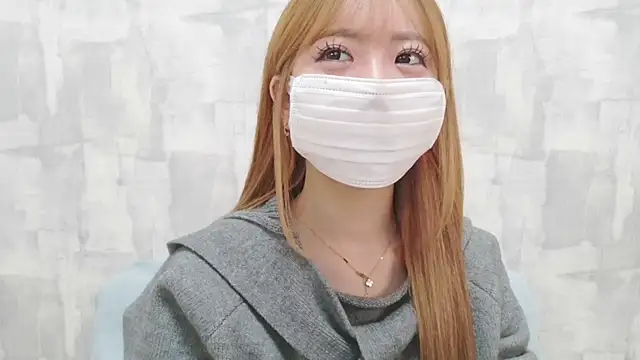 Snapshot of LOVE_MOMO_LOVE chatting on 21, 3, 2026 LOVE MOMO LOVE online show from 21, 3, 2026