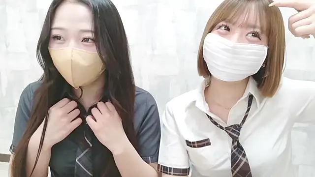 Snapshot of LOVE_MOMO_LOVE chatting on 27, 3, 2026 LOVE MOMO LOVE online show from 27, 3, 2026