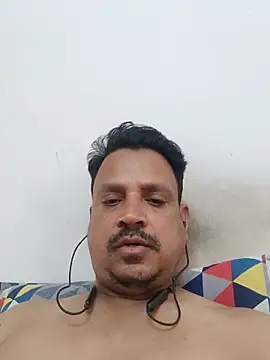 Snapshot of Raj1043 chatting on 18, 2, 2025 Raj1043 online show from 18, 2, 2025