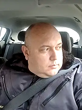 Snapshot of BigromeoXX chatting on 23, 1, 2025 BigromeoXX online show from 23, 1, 2025