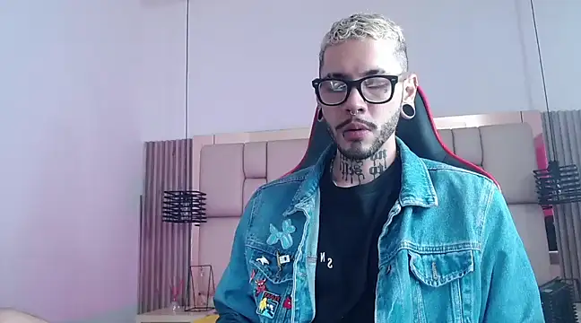 Snapshot of MurdockH chatting on 26, 1, 2025 MurdockH online show from 26, 1, 2025