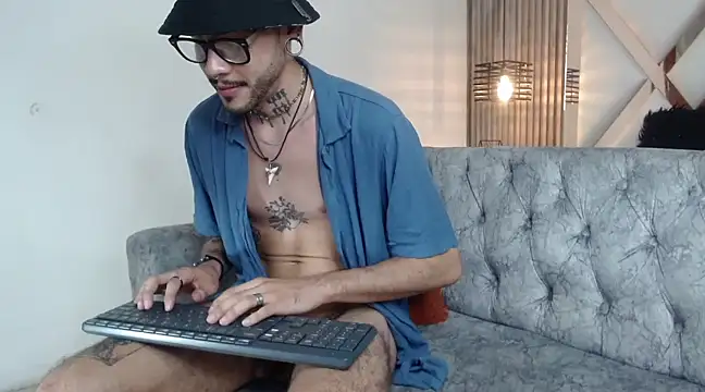 Snapshot of MurdockH chatting on 22, 3, 2025 MurdockH online show from 22, 3, 2025