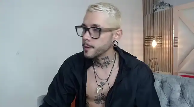 Snapshot of MurdockH chatting on 23, 3, 2025 MurdockH online show from 23, 3, 2025