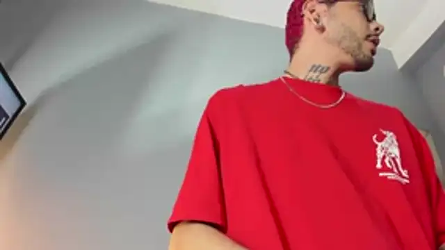 Snapshot of MurdockH chatting on 22, 10, 2025 MurdockH online show from 22, 10, 2025