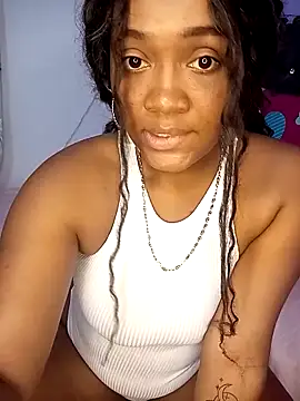 Snapshot of katia_palmer2_ chatting on 6, 11, 2025 katia palmer2 online show from 6, 11, 2025