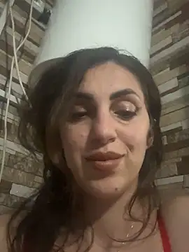 EmaSkyes online show from 10, 10, 2025