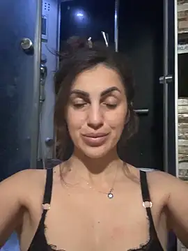 EmaSkyes online show from 18, 11, 2025