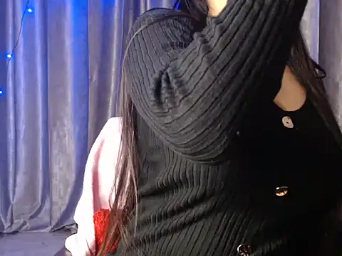 Sexy Myra18 online show from 2, 1, 2025