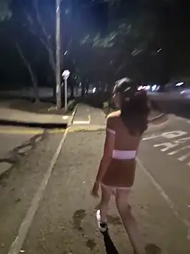 aurelialux online show from 19, 3, 2025