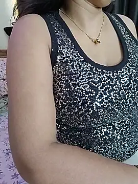 Snapshot of kaamuk_shweta chatting on 2, 6, 2026 kaamuk shweta online show from 2, 6, 2026