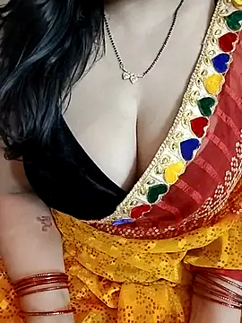 Snapshot of kaamuk_shweta chatting on 8, 6, 2026 kaamuk shweta online show from 8, 6, 2026