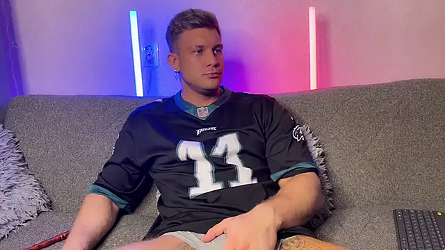 Adam misti online show from 22, 1, 2025