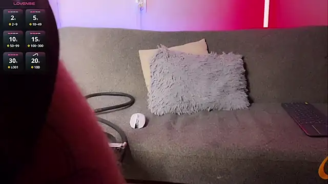 Adam misti online show from 5, 2, 2025