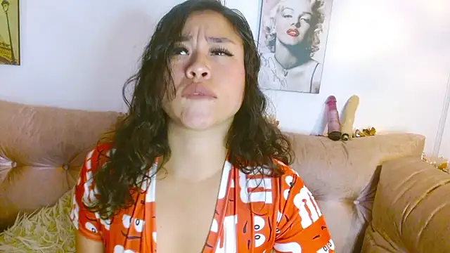 hinataleecs online show from 28, 12, 2024