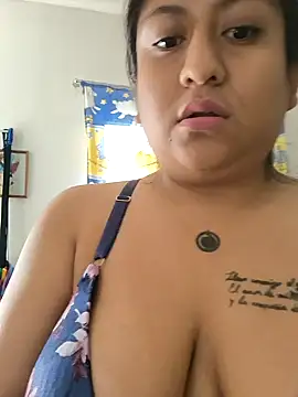 Snapshot of EmpaticBolillo chatting on 16, 12, 2025 EmpaticBolillo online show from 16, 12, 2025