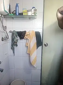 Snapshot of Mmm992170 chatting on 15, 2, 2025 Mmm992170 online show from 15, 2, 2025