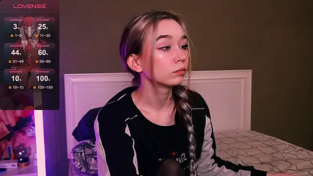 Snapshot of Kimiko__ chatting on 14, 12, 2025 Kimiko online show from 14, 12, 2025