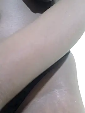 Snapshot of BriannaVincent chatting on 21, 2, 2025 BriannaVincent online show from 21, 2, 2025