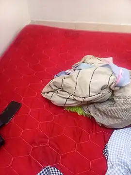 Snapshot of BriannaVincent chatting on 12, 11, 2025 BriannaVincent online show from 12, 11, 2025