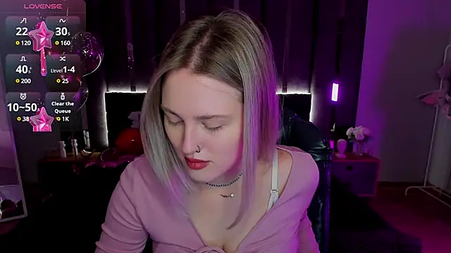  Sarah Soul  online show from 1, 3, 2025