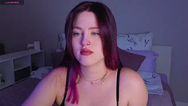  Sarah Soul  online show from 4, 12, 2025