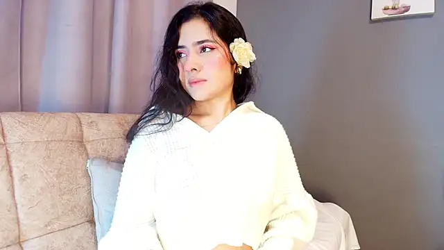 adara johnson   online show from 18, 9, 2025