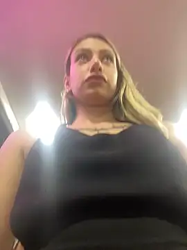 loira messi online show from 28, 2, 2025