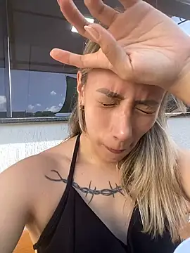 loira messi online show from 3, 3, 2025