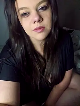 Snapshot of CheekyCurvesSA chatting on 29, 11, 2025 CheekyCurvesSA online show from 29, 11, 2025