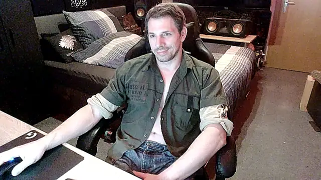 Snapshot of dreamwallker21 chatting on 12, 6, 2026 dreamwallker21 online show from 12, 6, 2026