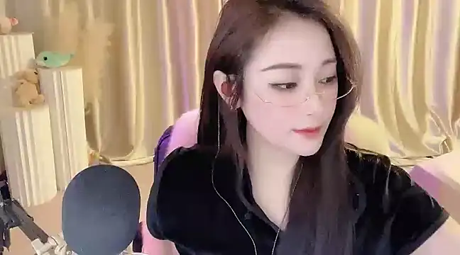 Daisy-77 online show from 22, 2, 2025