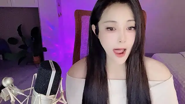 Daisy-77 online show from 20, 11, 2025