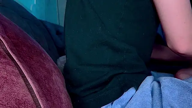 Snapshot of AgnesMillerS chatting on 6, 12, 2024 AgnesMillerS online show from 6, 12, 2024