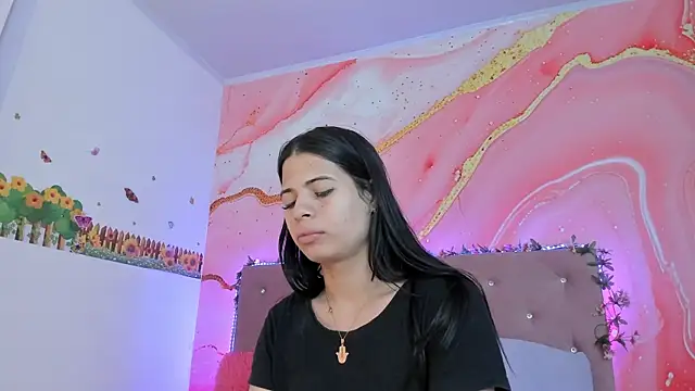 Daisy  rose online show from 15, 2, 2025