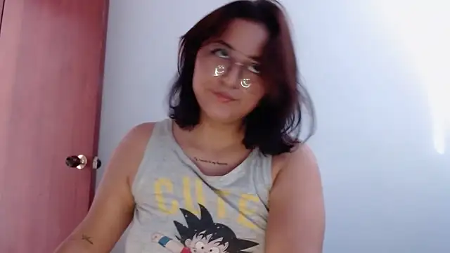 Snapshot of Aria_smith01 chatting on 10, 9, 2025 Aria smith01 online show from 10, 9, 2025