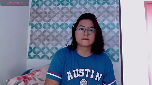 Snapshot of Aria_smith01 chatting on 14, 9, 2025 Aria smith01 online show from 14, 9, 2025