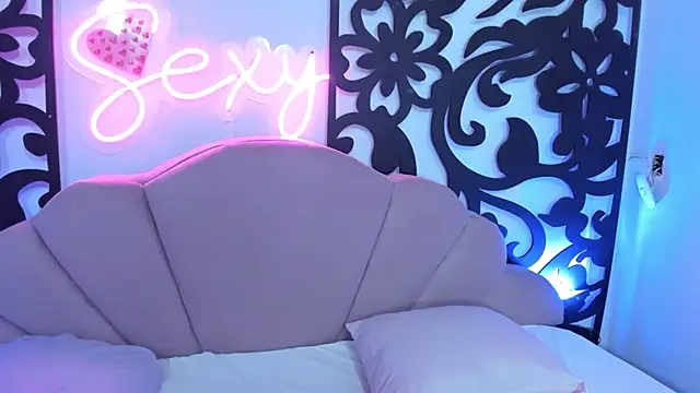 horny babyss online show from 15, 3, 2025