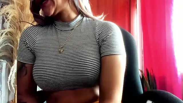 Snapshot of doll_celeste20 chatting on 30, 3, 2026 doll celeste20 online show from 30, 3, 2026