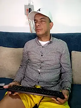 latinmartin73 online show from 24, 1, 2025