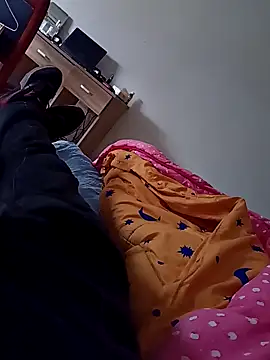 huzi518 online show from 9, 4, 2026