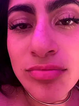 miakhalifaaa  online show from 2, 12, 2024