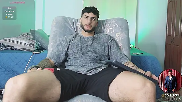 Snapshot of Colt_Perci chatting on 25, 11, 2025 Colt Perci online show from 25, 11, 2025