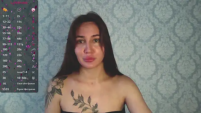 Stasia Queen online show from 7, 1, 2025